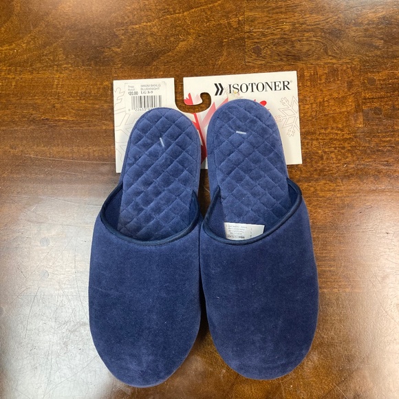 Women’s Isotoner Slippers, Large (8-9) - Picture 1 of 5